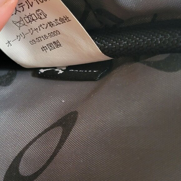 Oakley Tactical Field Gear Camouflage Black Messenger Bag Casual Outdoors - Picture 6 of 11